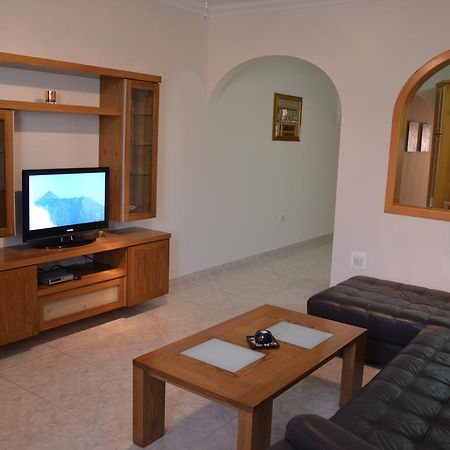 The April Maisonette Marsaskala Exterior foto
